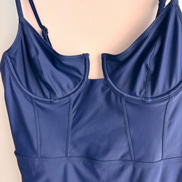NEW Solid & Striped size L The Veronica One-Piece Swimsuit Navy Blue - Picture 4 of 9